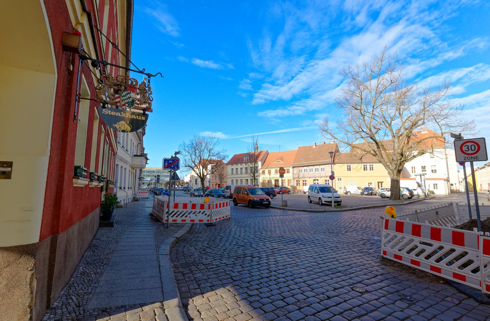 IMG_0406_ANo.jpg